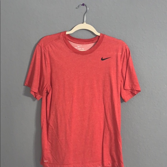 Other - men nike shirt